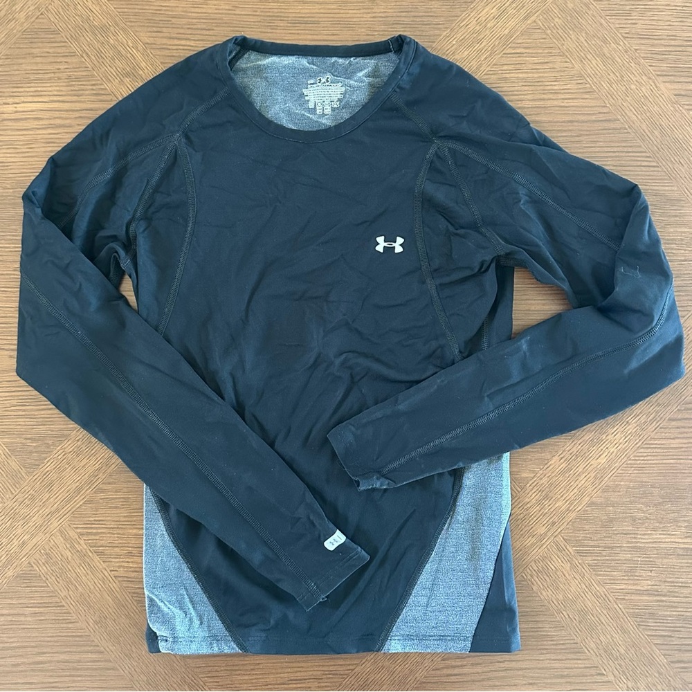 Under Armour Base Layer - Athletic Gear - Running Shirt - Workout Top - Size S